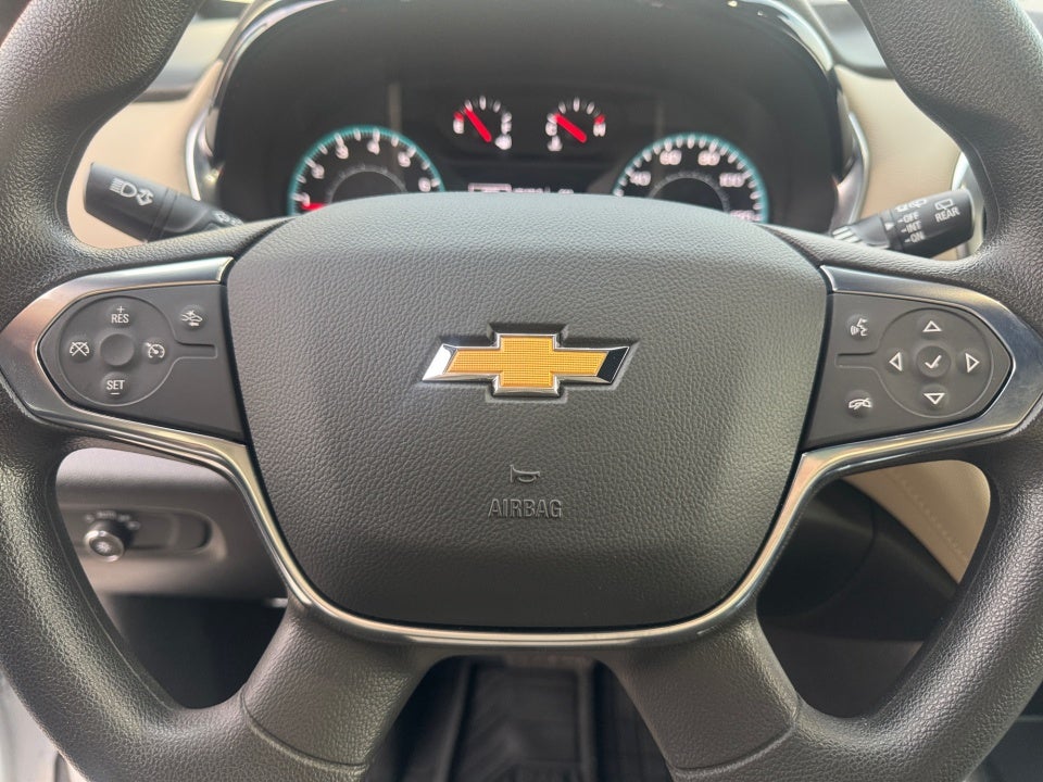 2022 Chevrolet Traverse FWD LS