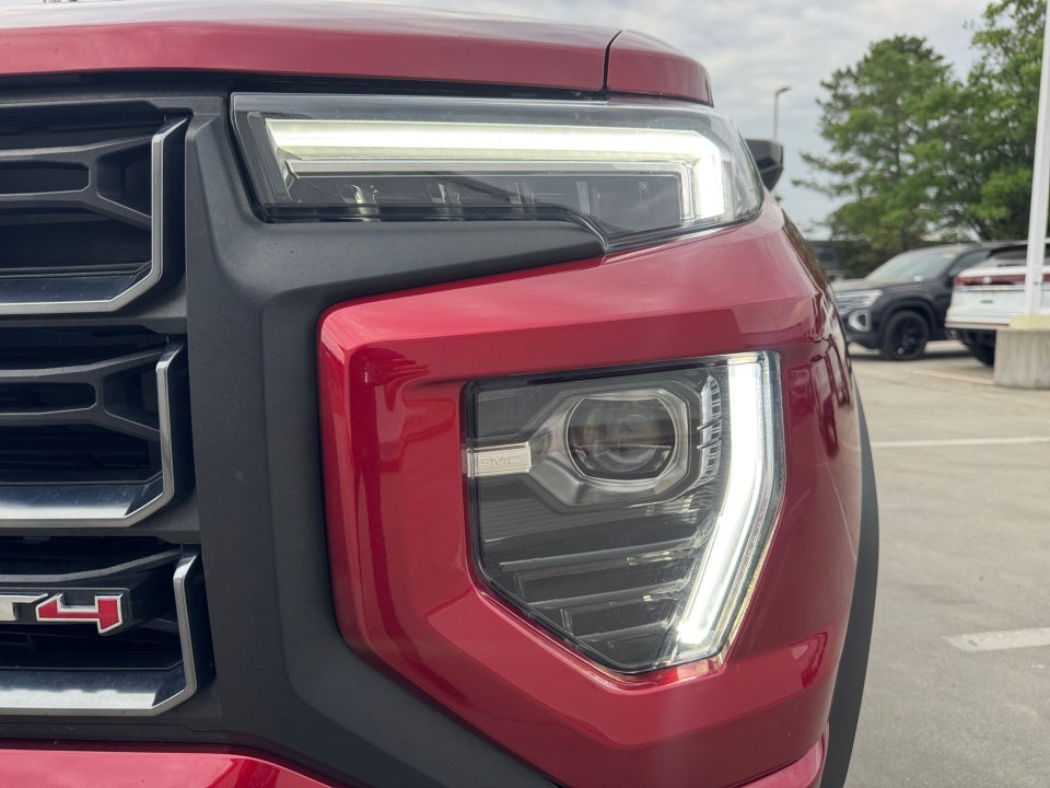 2024 GMC Canyon 4WD AT4