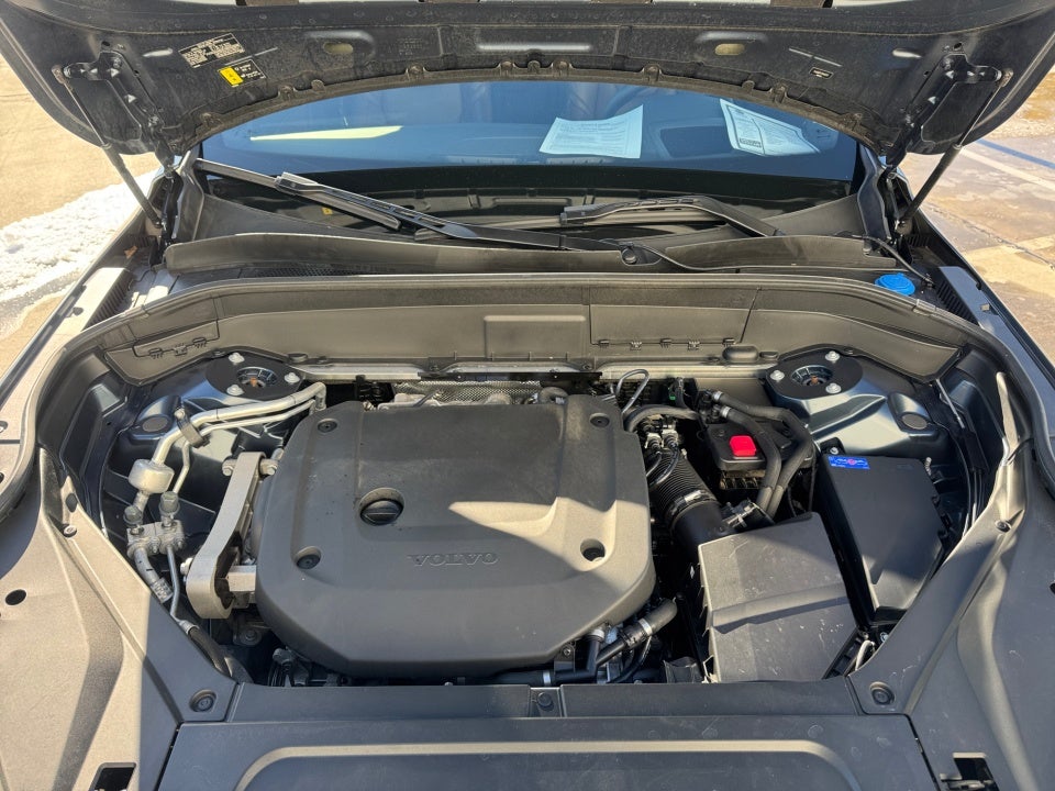 2024 Volvo XC90 B6 Ultimate Bright Theme 7-Seater