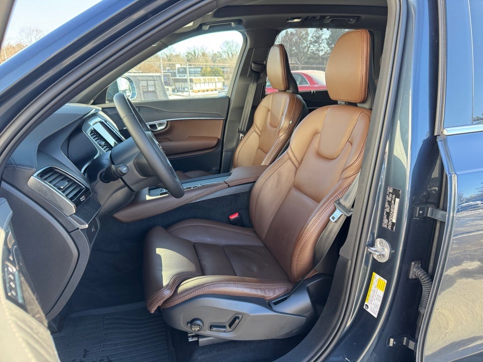 2024 Volvo XC90 B6 Ultimate Bright Theme 7-Seater