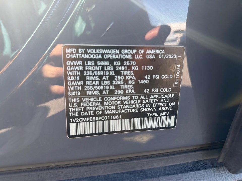 2023 Volkswagen ID.4 Pro