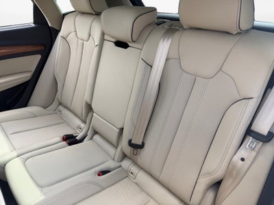 2021 Audi Q5 Prestige