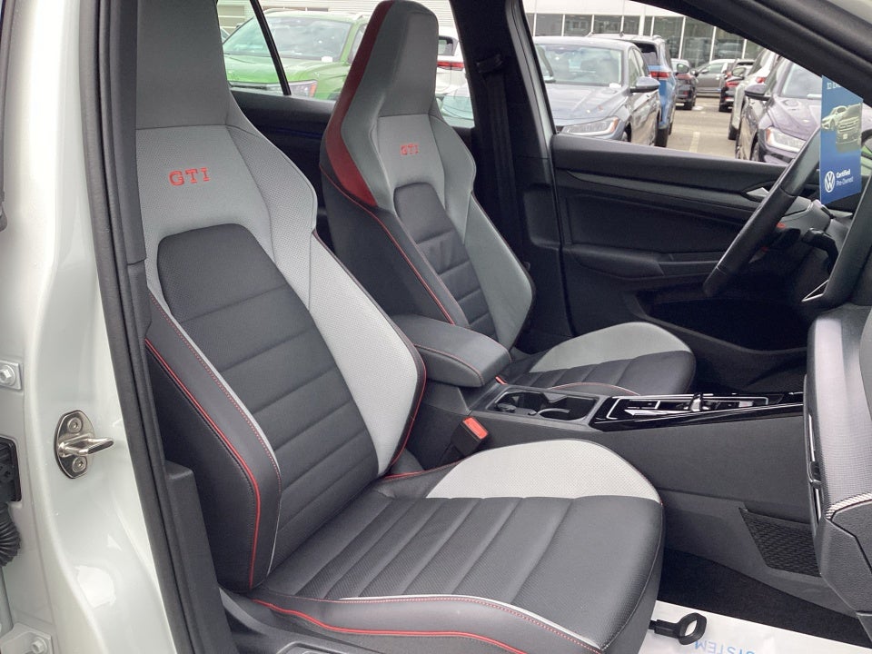 2025 Volkswagen Golf GTI 2.0T Autobahn