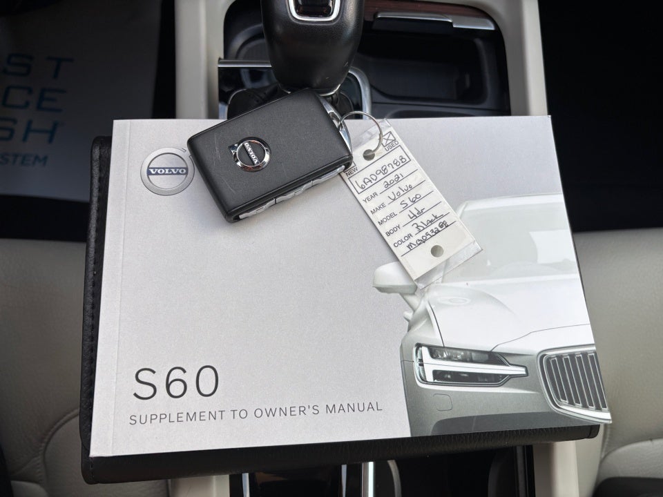 2021 Volvo S60 T5 Momentum