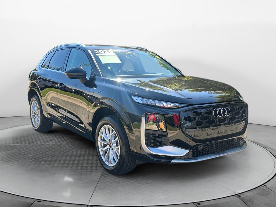2026 Audi Q3 S line