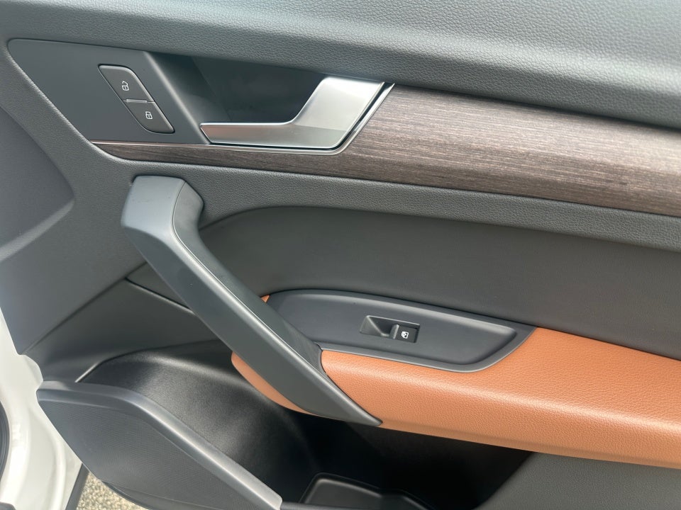 2024 Audi Q5 Premium 45 TFSI S line quattro