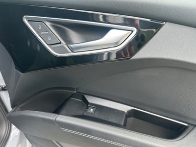 2024 Audi Q4 e-tron Premium Plus