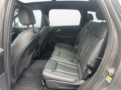 2022 Audi Q7 Premium Plus