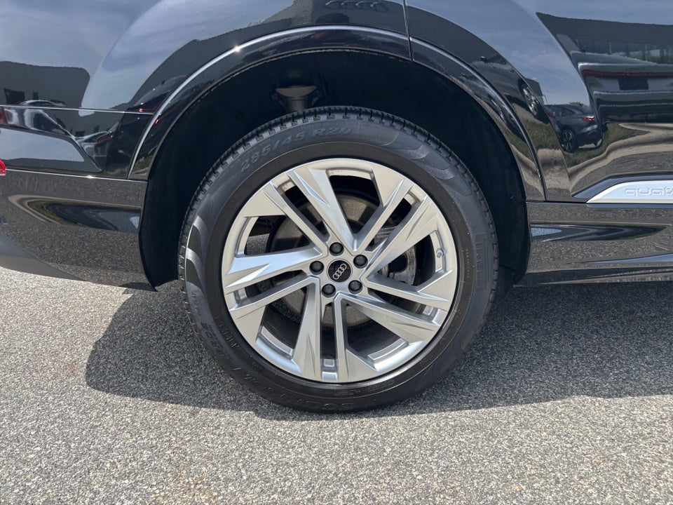 2023 Audi Q7 Premium Plus 55 TFSI quattro Tiptronic