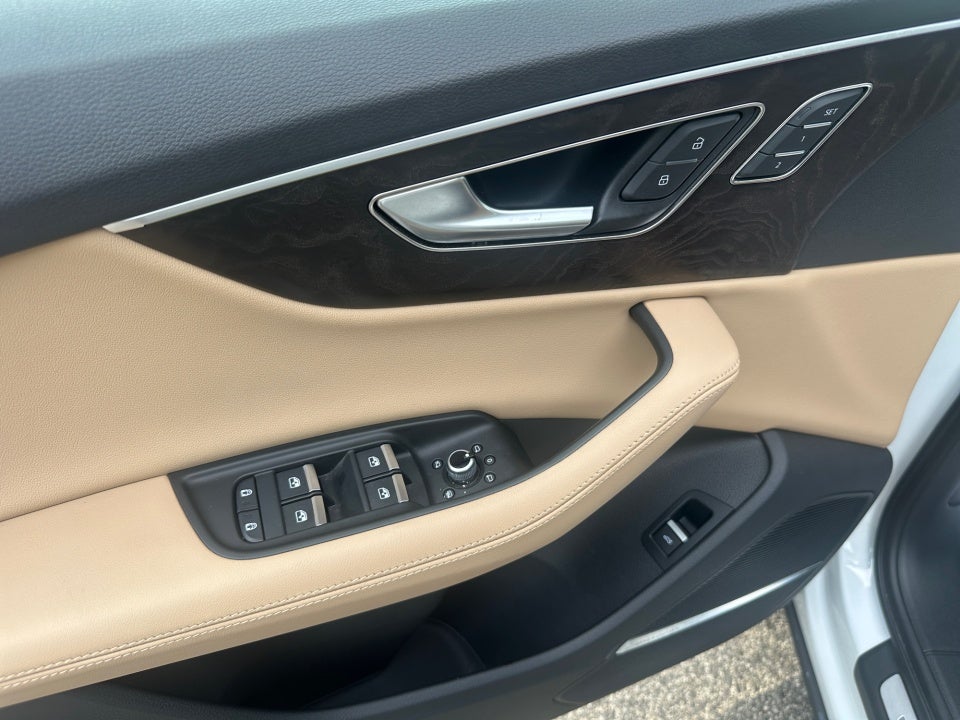 2023 Audi Q7 Prestige 55 TFSI quattro Tiptronic