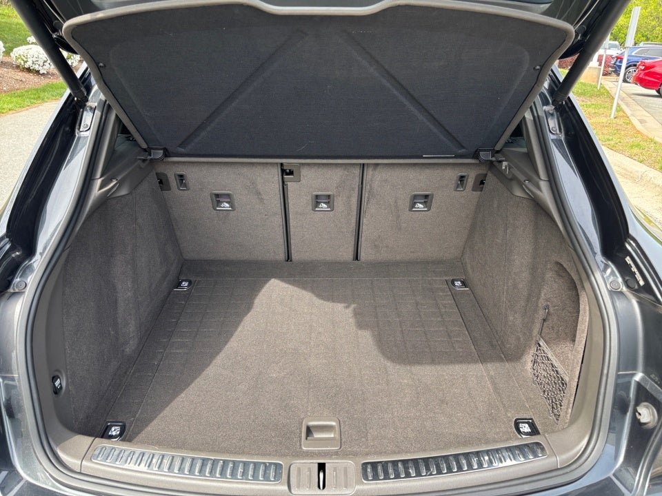 2021 Porsche Macan AWD