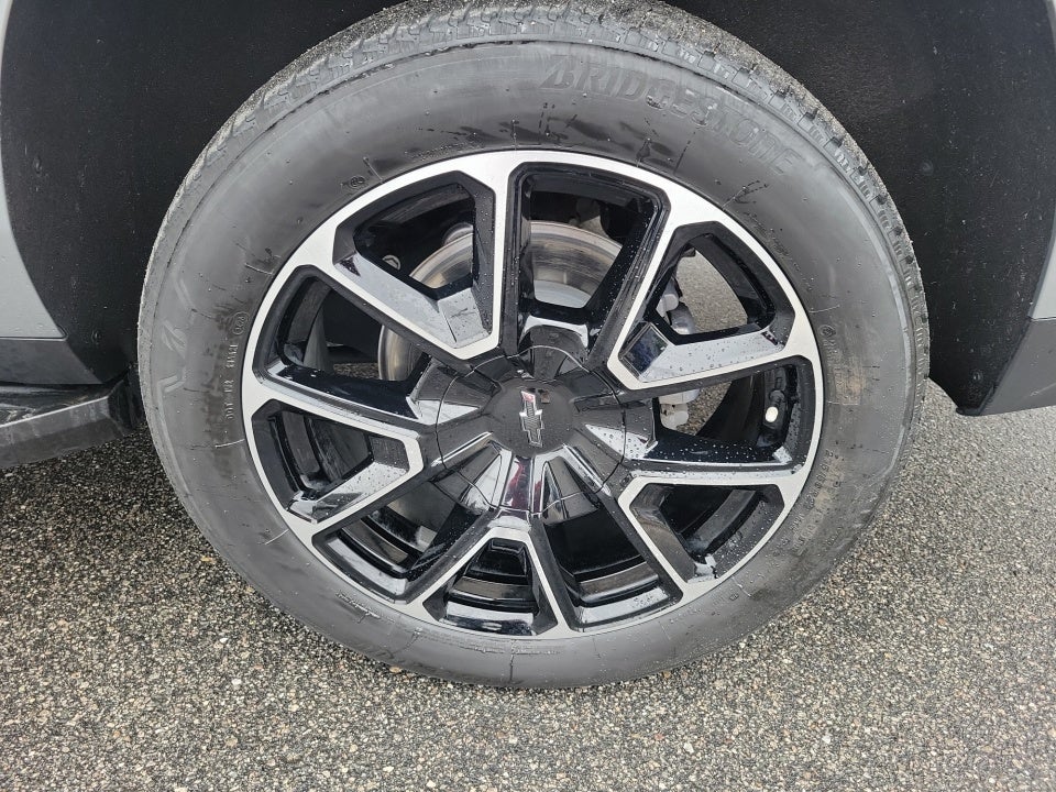 2024 Chevrolet Suburban 4WD RST