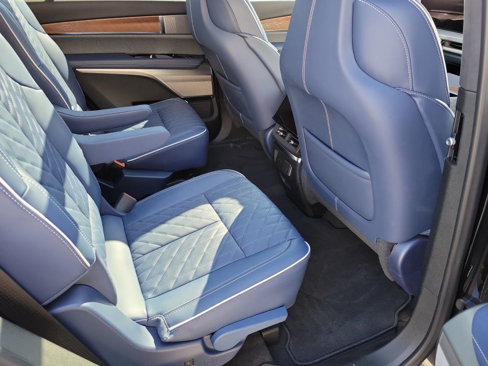 2026 Cadillac VISTIQ Premium Luxury