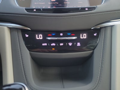2022 Cadillac XT5 FWD Premium Luxury