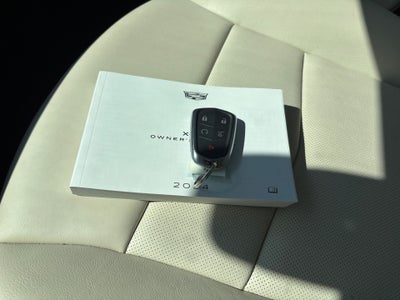 2024 Cadillac XT5 FWD Premium Luxury