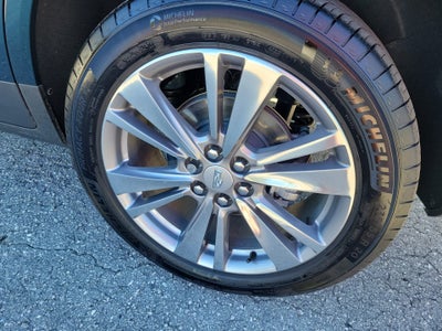 2026 Cadillac XT5 FWD Premium Luxury