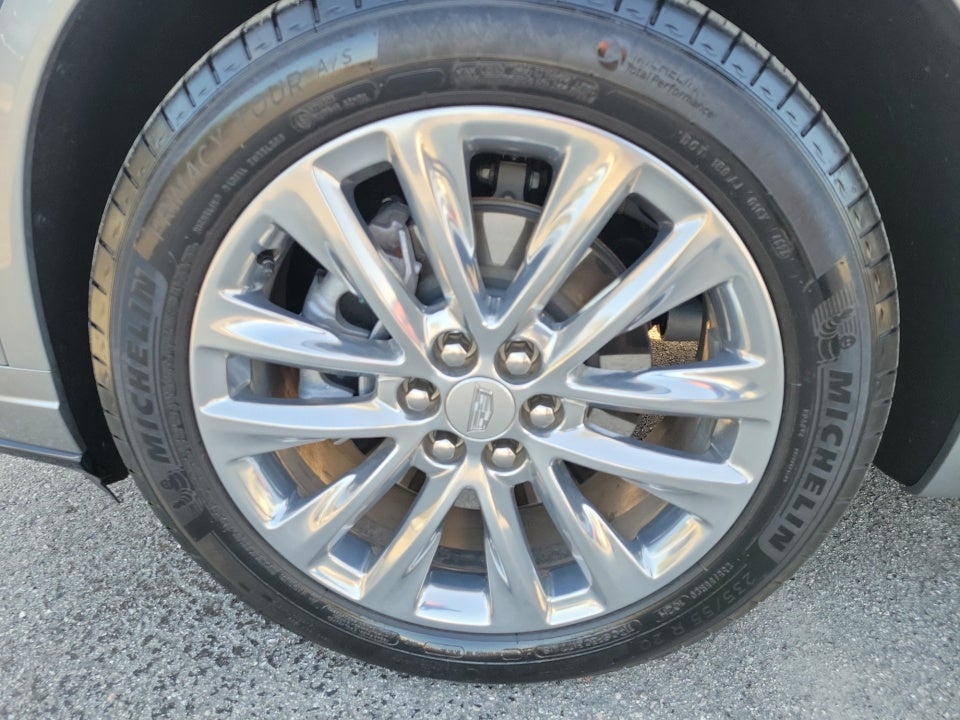 2024 Cadillac XT6 FWD Premium Luxury