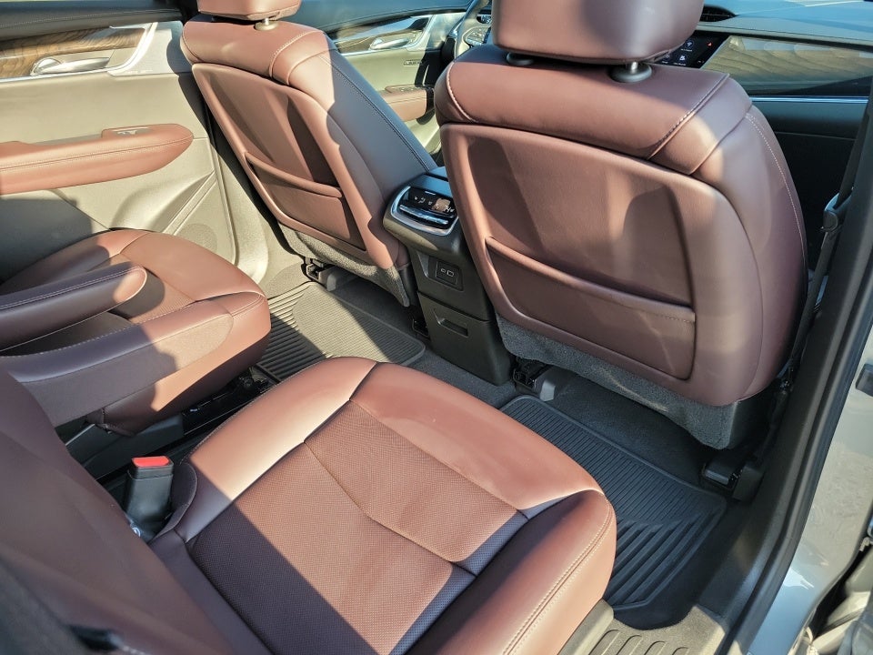 2024 Cadillac XT6 FWD Premium Luxury