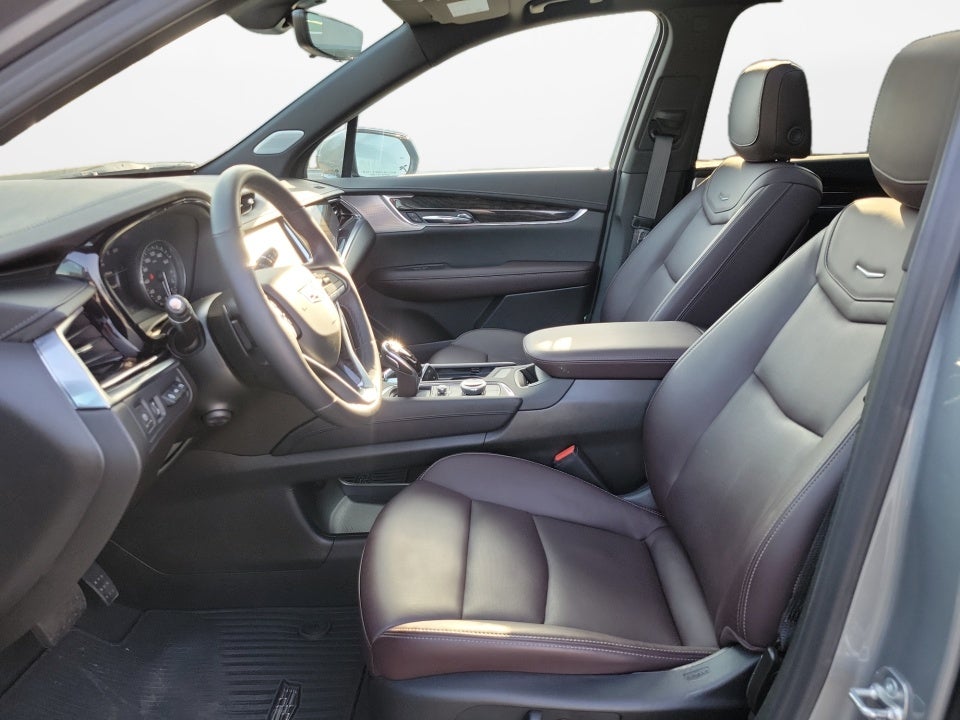 2024 Cadillac XT6 FWD Premium Luxury