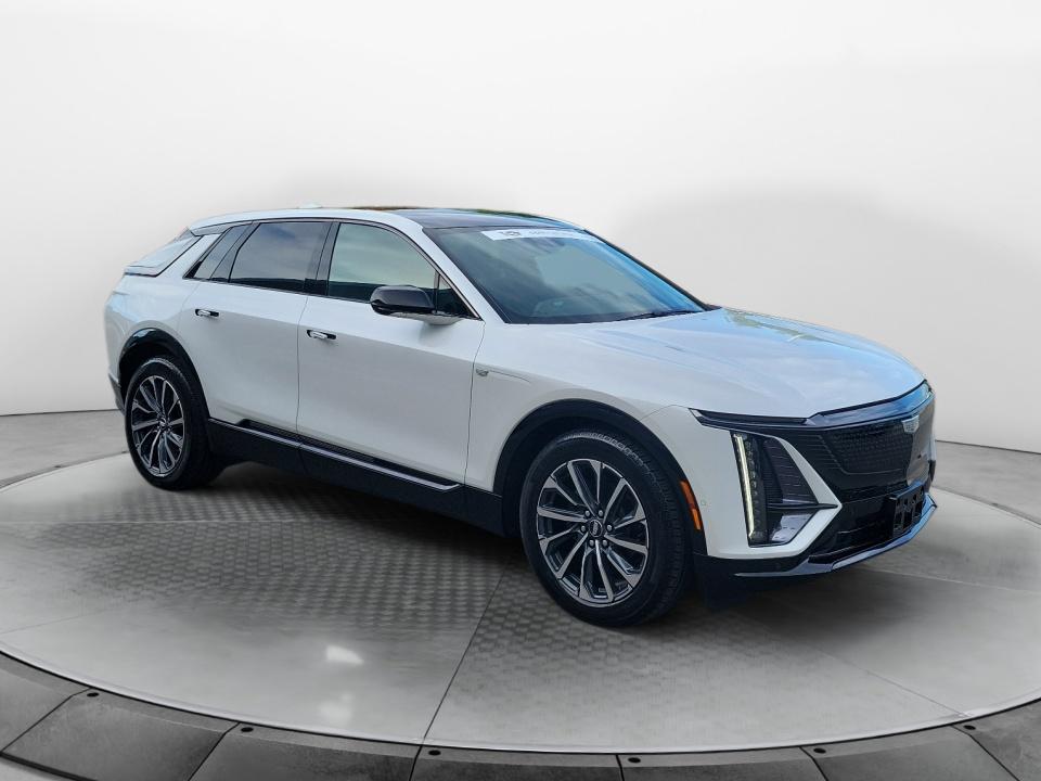 2024 Cadillac LYRIQ Sport 1