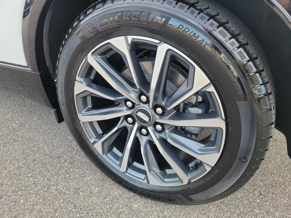 2024 Cadillac LYRIQ Sport
