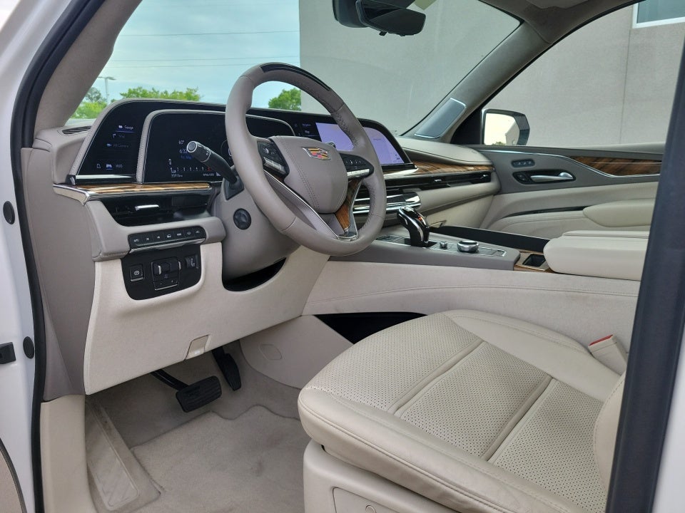 2024 Cadillac Escalade ESV 4WD Premium Luxury Platinum