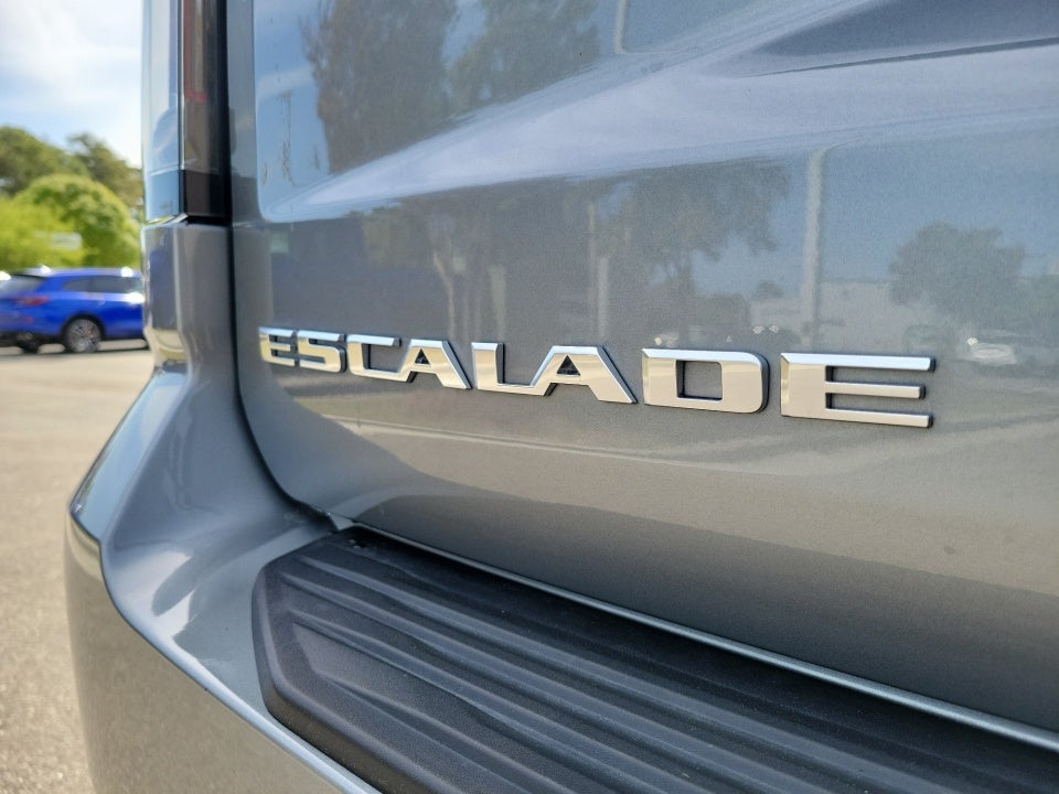 2026 Cadillac Escalade Luxury
