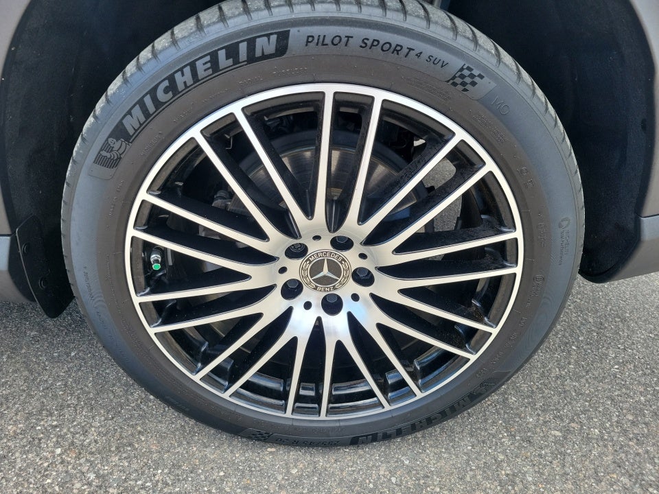 2023 Mercedes-Benz GLC 300 4MATIC® SUV