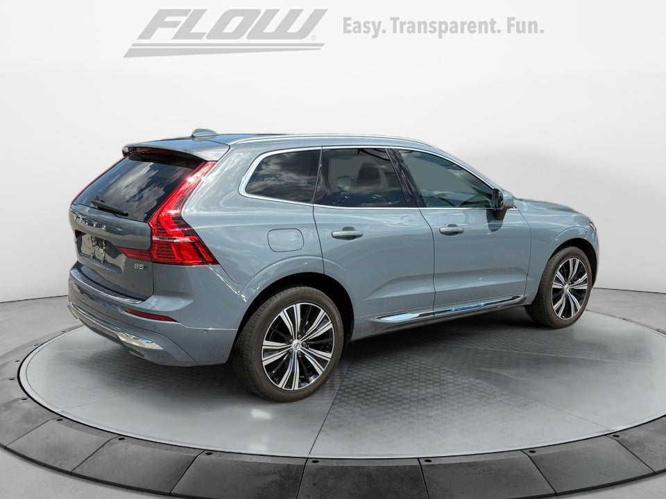 2023 Volvo XC60 Plus Bright Theme