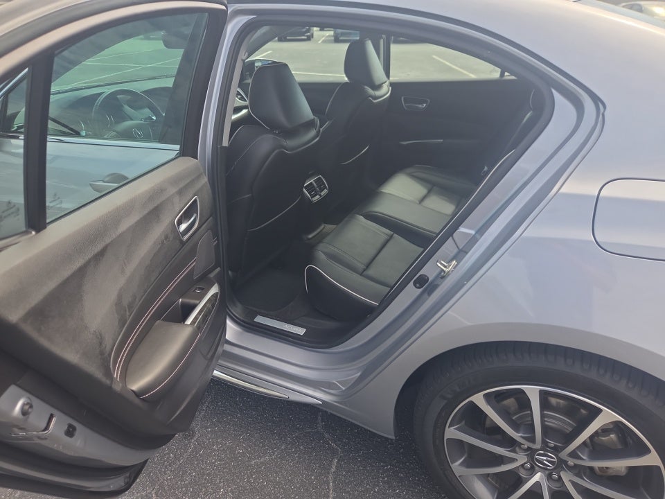 2018 Acura TLX Tech Pkg