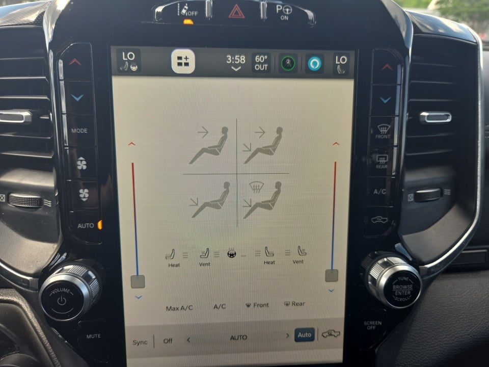 2022 RAM 1500 Laramie Crew Cab 4x4 5'7" Box