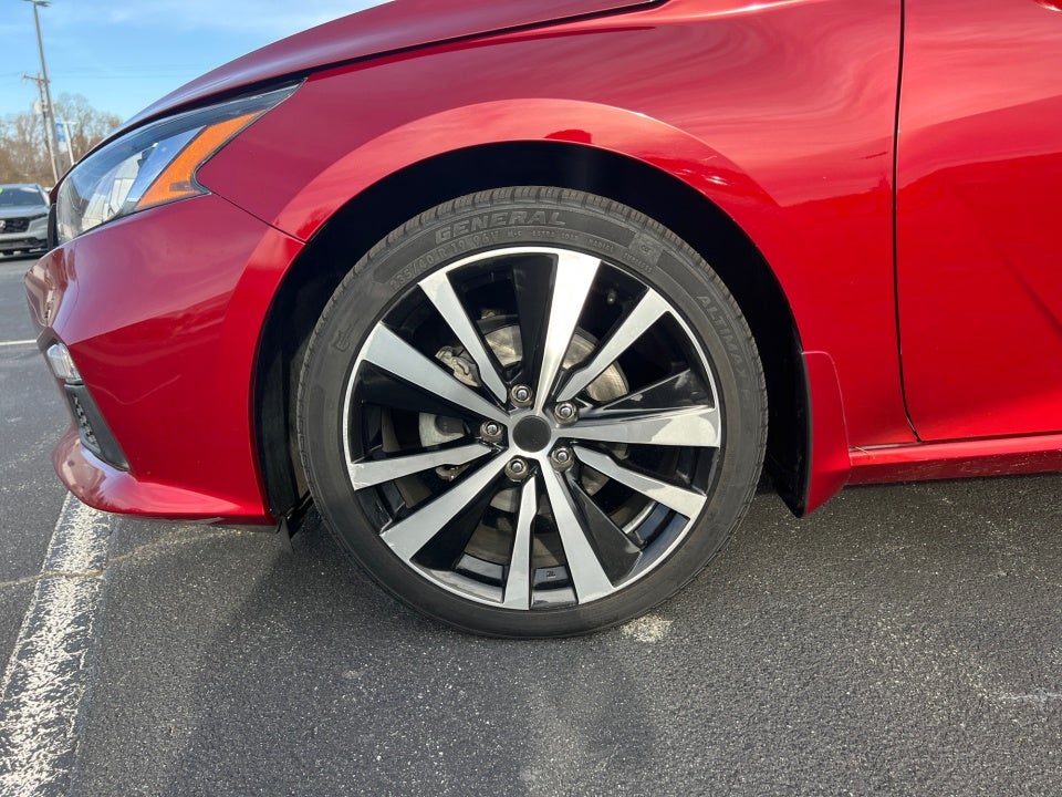 2021 Nissan Altima SR Intelligent AWD