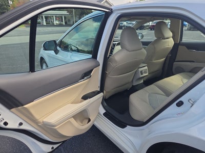 2018 Toyota Camry XLE