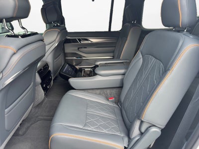 2023 Jeep Grand Wagoneer L Series III