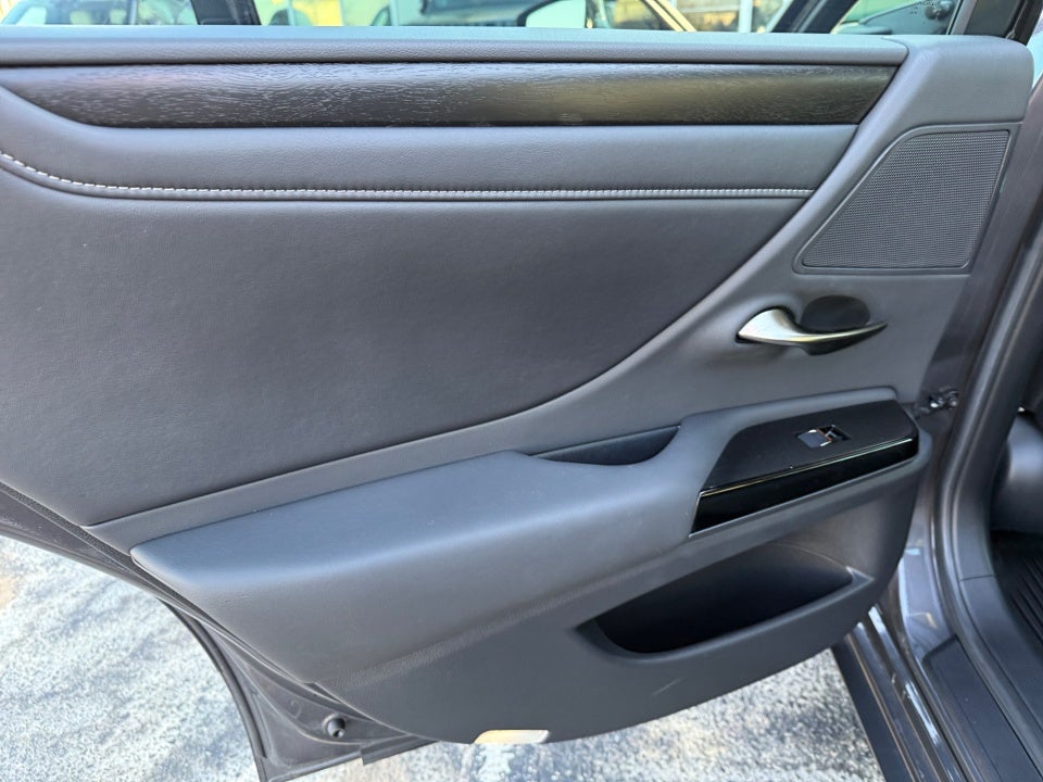 2023 Lexus ES 350 Ultra Luxury