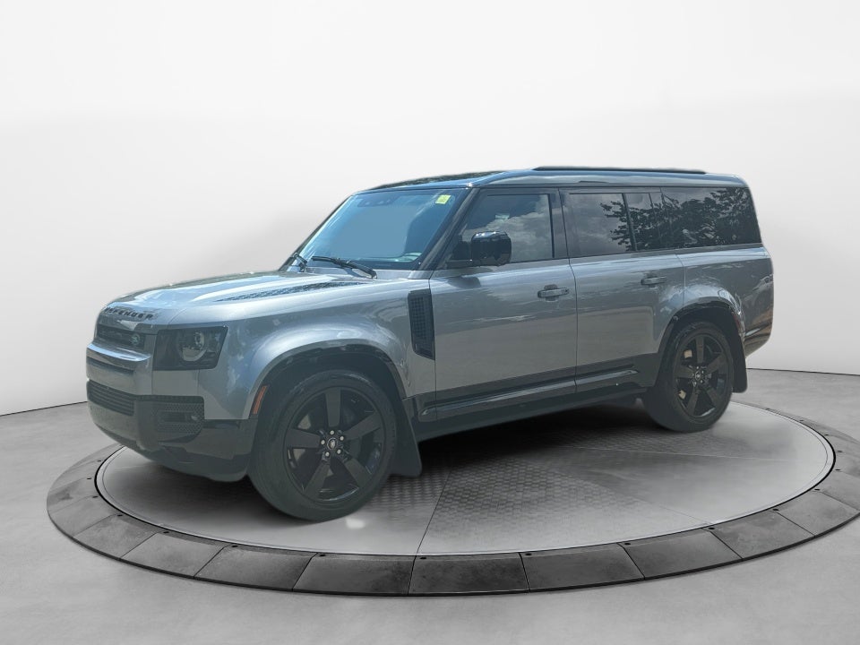 2024 Land Rover Defender X-Dynamic SE