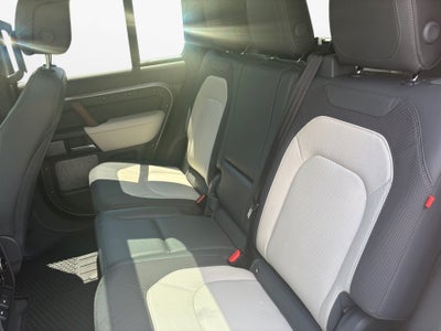2024 Land Rover Defender X-Dynamic SE