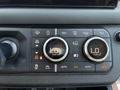 2024 Land Rover Defender X-Dynamic SE