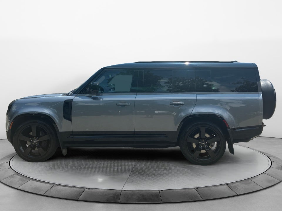 2024 Land Rover Defender X-Dynamic SE