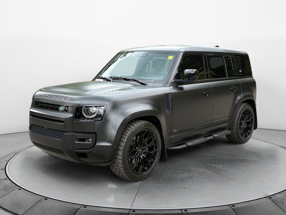 2023 Land Rover Defender 110 V8
