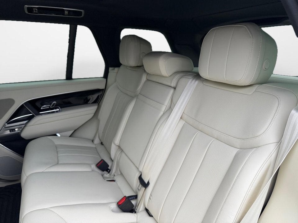 2023 Land Rover Range Rover P530 SE