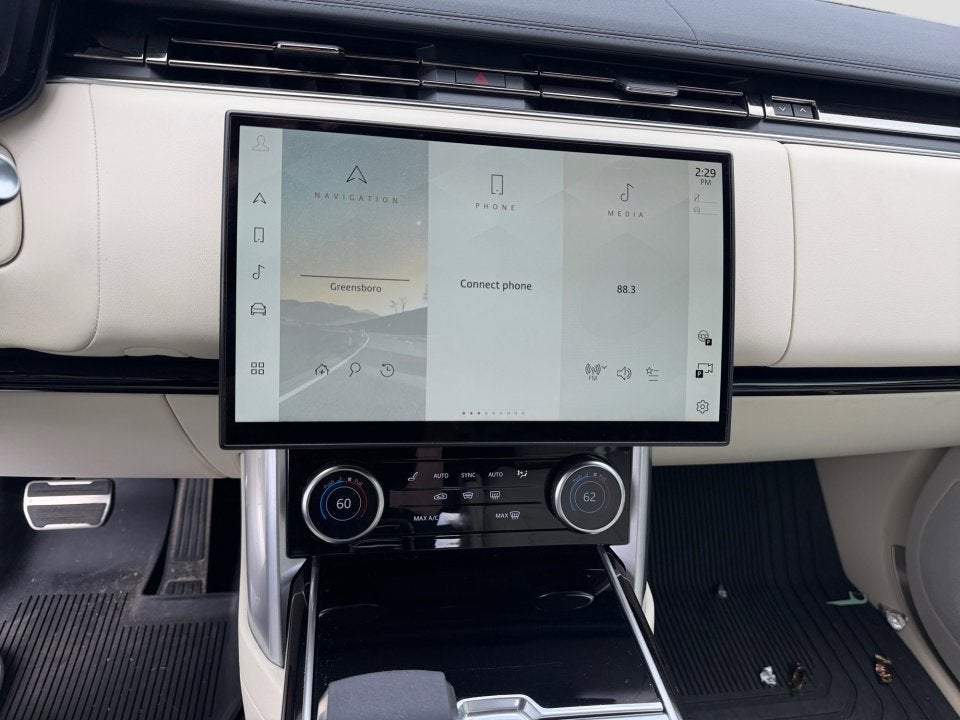2023 Land Rover Range Rover P530 SE