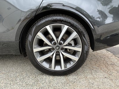 2025 Land Rover Discovery P360 Dynamic SE