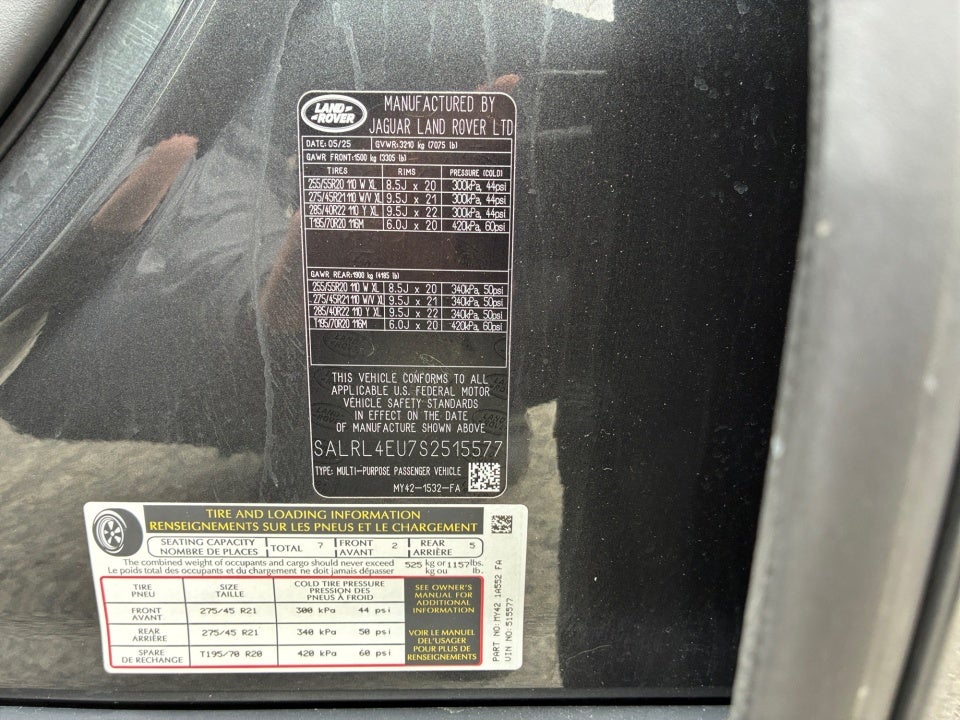 2025 Land Rover Discovery P360 Dynamic SE