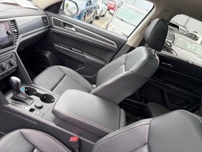 2021 Volkswagen Atlas 3.6L V6 SE w/Technology R-Line