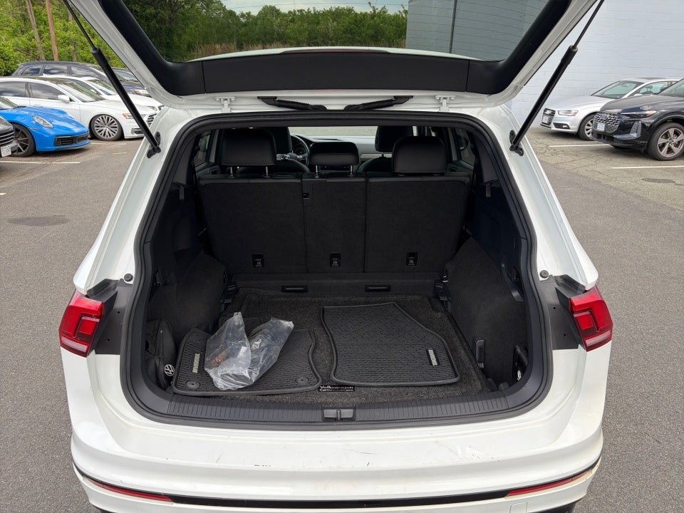 2021 Volkswagen Tiguan 2.0T SE R-Line Black