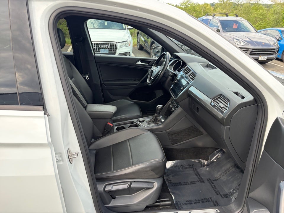 2021 Volkswagen Tiguan 2.0T SE R-Line Black