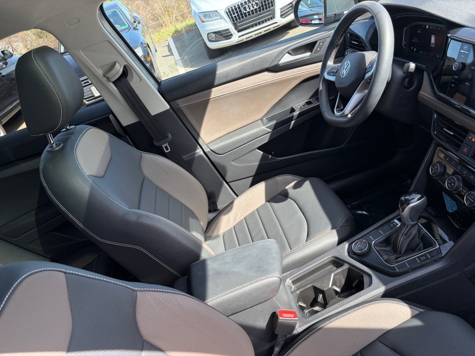 2022 Volkswagen Taos 1.5T SEL