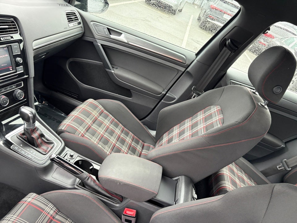 2019 Volkswagen Golf GTI 2.0T SE