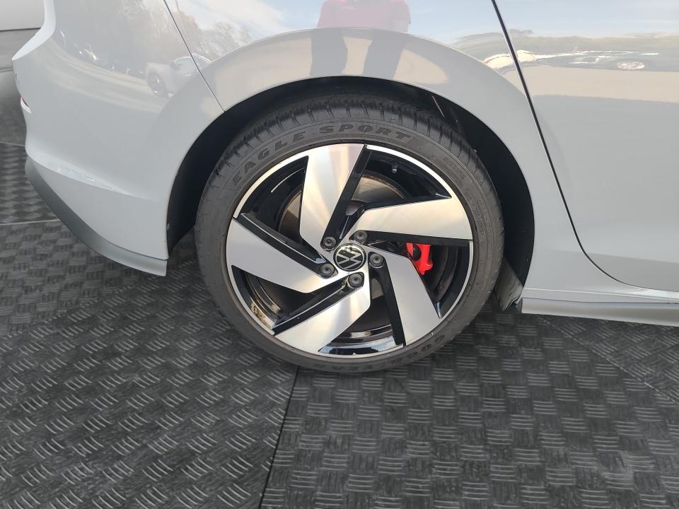 2022 Volkswagen Golf GTI S